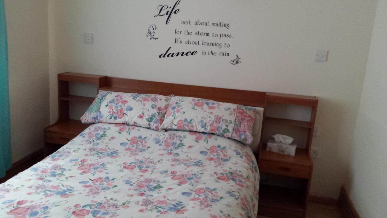 Weaver'S House B And B คาร์ดิฟฟ์ ภายนอก รูปภาพ